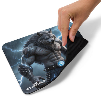 Lightning Wolf Mousepad Detailansicht - Naturkautschukbasis und Polyesteroberfläche

